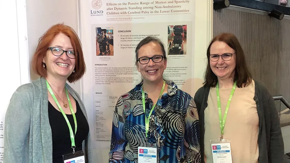 Katarina Lauruschkus, Åsa Tornberg och Annemette Brown från forskargruppen Barns och familjers hälsa vid EACD:s konferens om barn med funktionsnedsättningar.